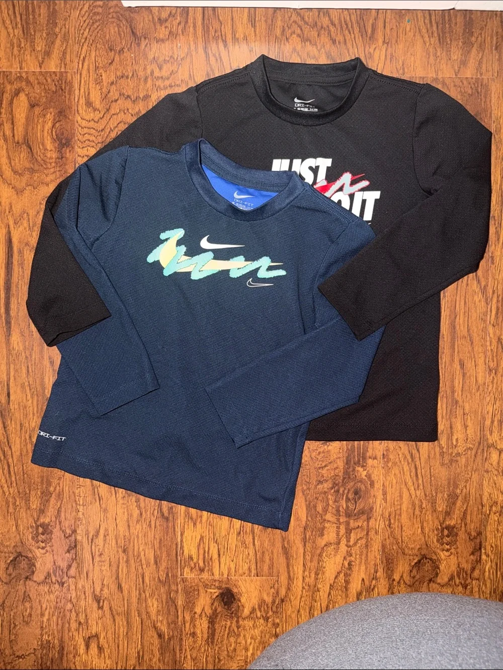 Bundle: Nike Kids Long-Sleeve Set - Navy & Black Graphic Tees